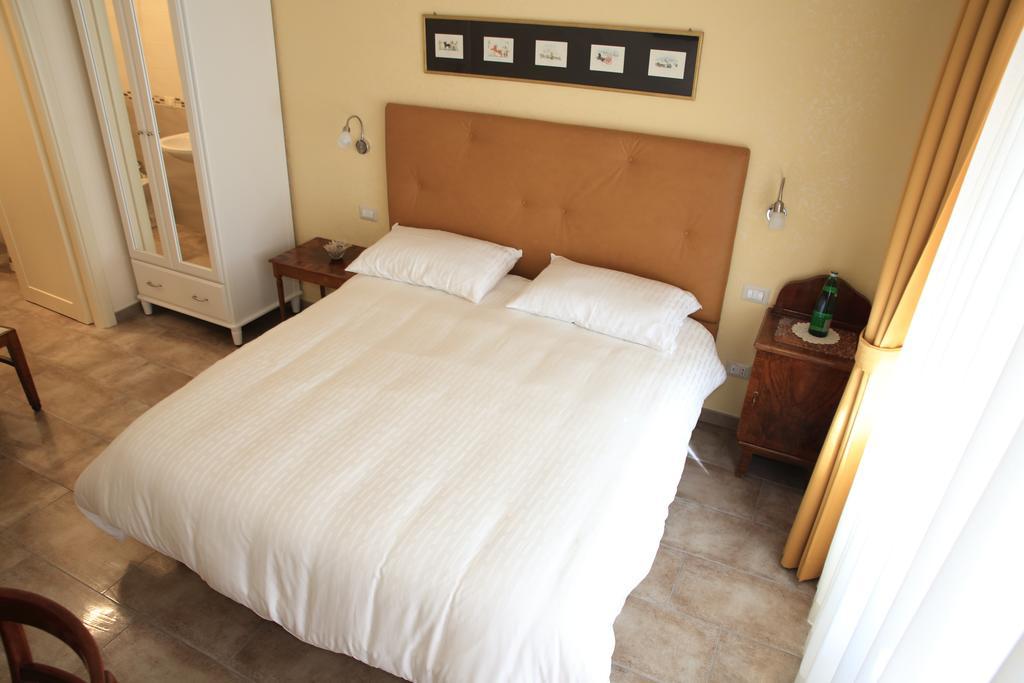 Anice Guesthouse โรม ภายนอก รูปภาพ