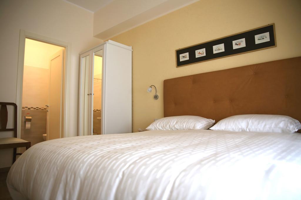 Anice Guesthouse โรม ภายนอก รูปภาพ