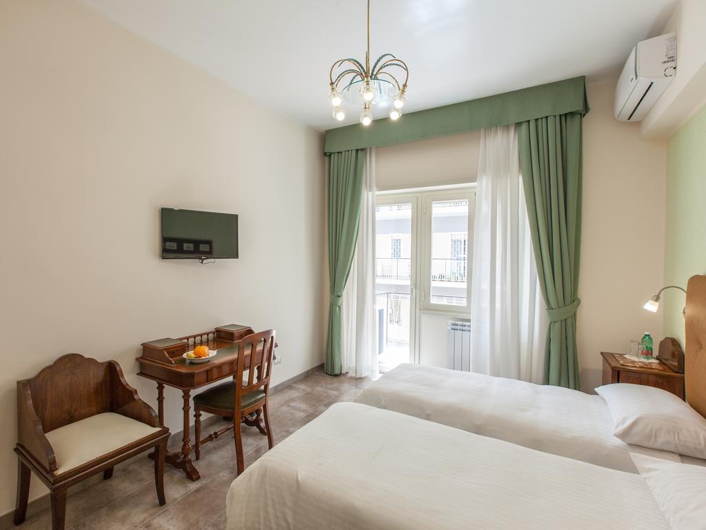 Anice Guesthouse โรม ภายนอก รูปภาพ