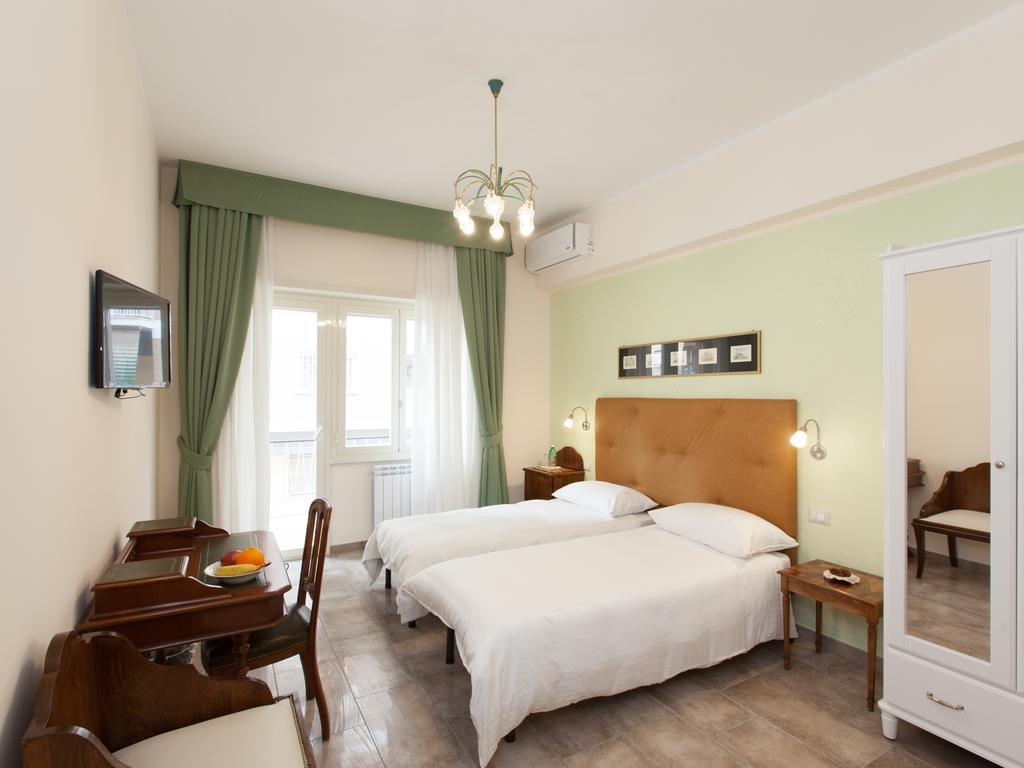Anice Guesthouse โรม ภายนอก รูปภาพ