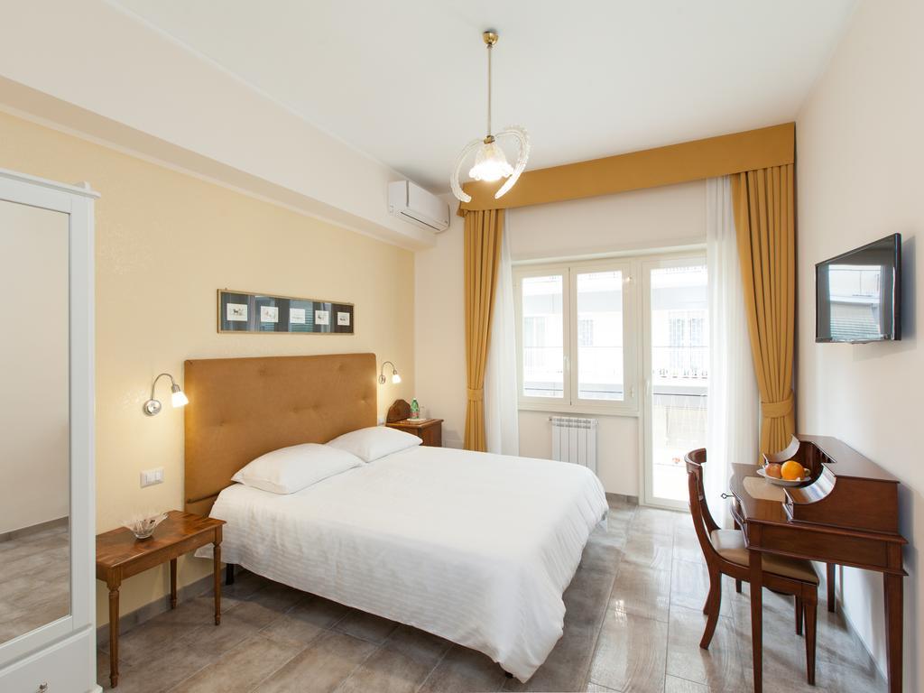 Anice Guesthouse โรม ภายนอก รูปภาพ