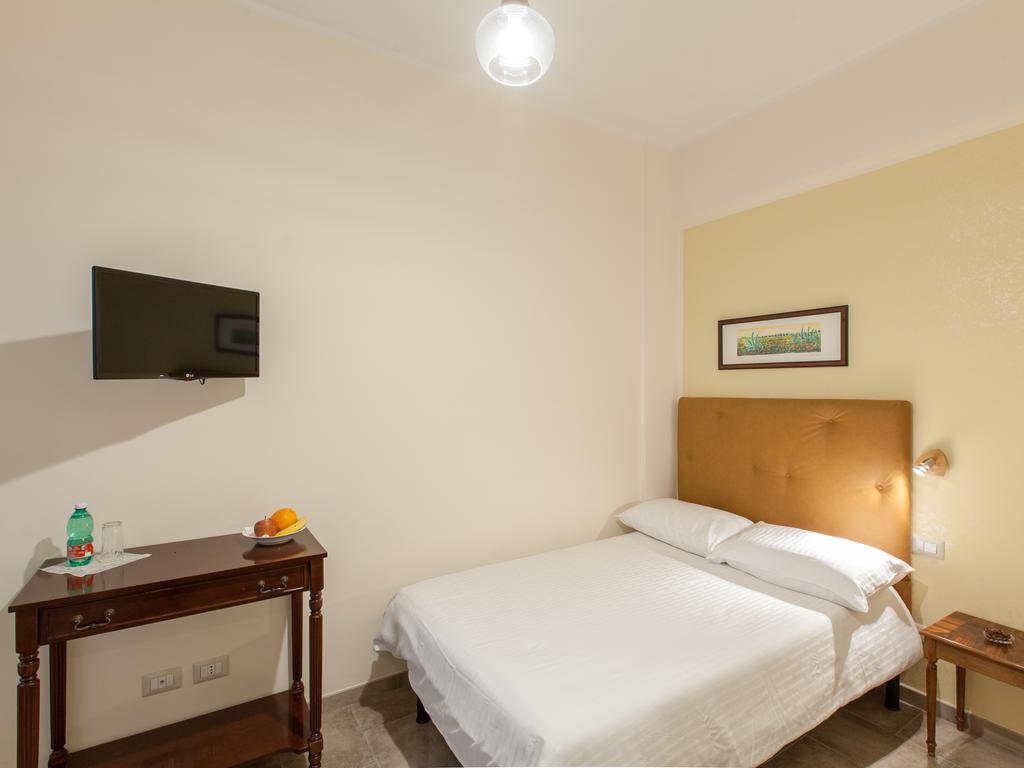 Anice Guesthouse โรม ภายนอก รูปภาพ